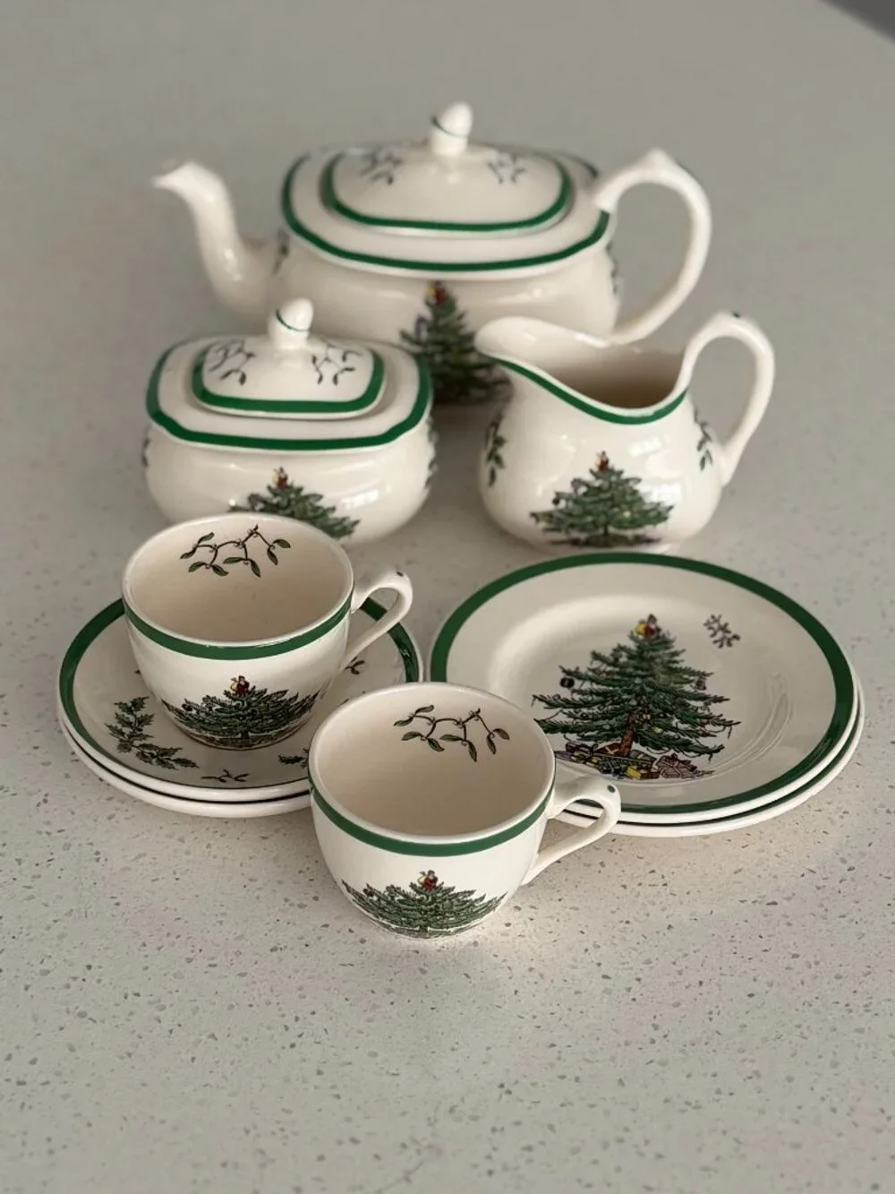 Spode Christmas Tree Child's Tea Set 11 pc.